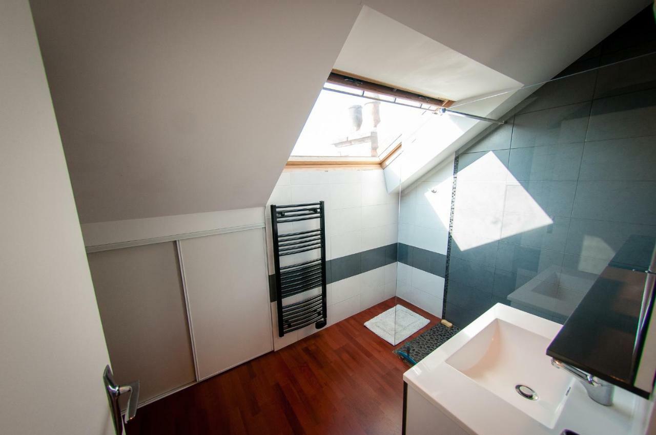 Le Massilia Comble Vichy Luaran gambar